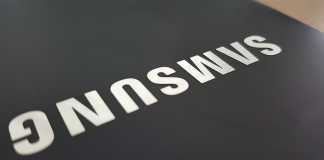 Telefonul Samsung cu ecran pliabil