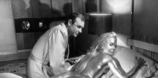 Sean Connery a vrut threesome