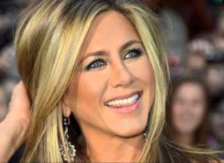 Jennifer Aniston are un program zilnic de exercitii program zilnic de exercitii
