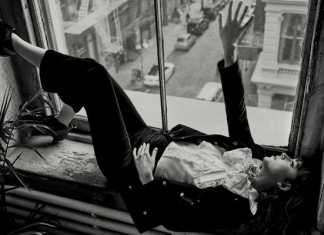 Dakota Johnson este depasita de celebritate Dakota Johnson