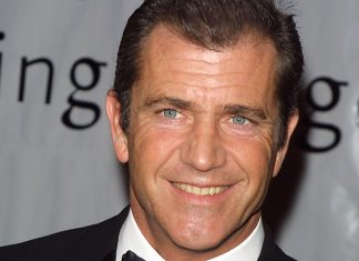 Mel Gibson (60 ani) cu iubita de 25 de ani la Cannes Mel Gibson