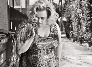 Rebel Wilson spune nu imaginilor nud Rebel Wilson
