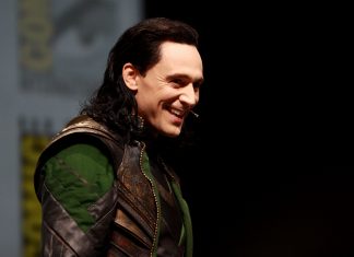 Tom Hiddleston probabil ca o va cere de nevasta pe Taylor cere de nevasta pe Taylor