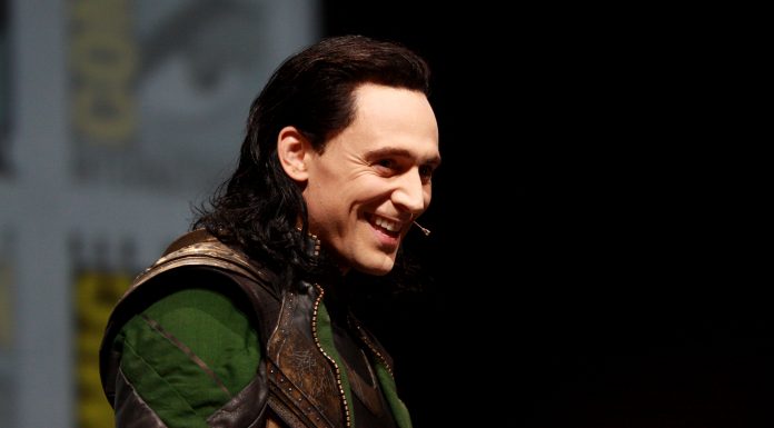 cere de nevasta pe Taylor