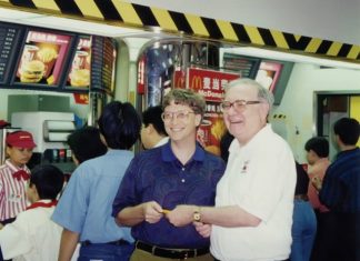 Bill Gates si Warren Buffett: o prietenie de 25 de ani Bill Gates