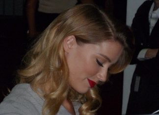 Amber Heard doneaza