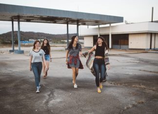 New study finds that Facebook helps us live longer facebook